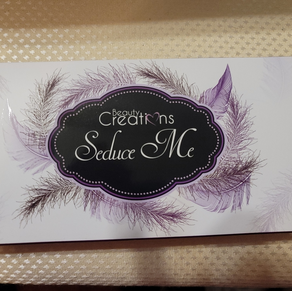 Beauty creations eyeshadow pallet